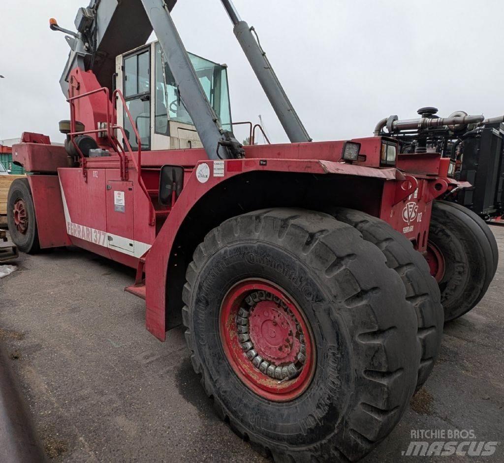 CVS Ferrari F377.5 PB Reach Stackers