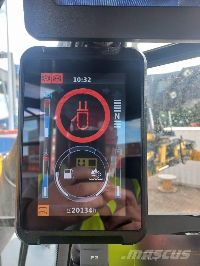 Hyster RS46-41XD/67S Reach Stackers
