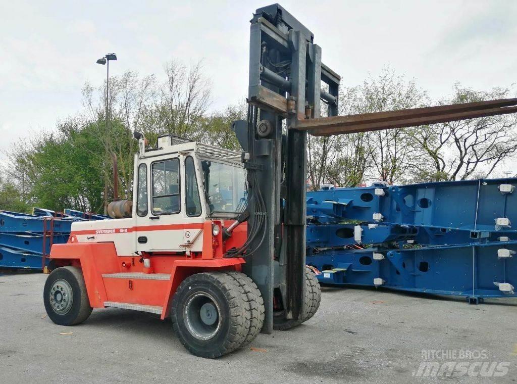 Svetruck 13,6-120-32 Diesel Forklifts