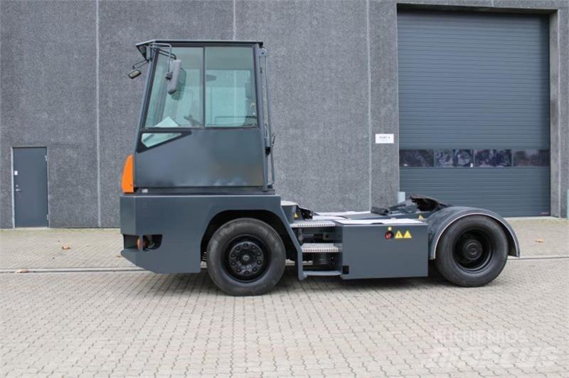 Mafi MT25 Shunt Trucks