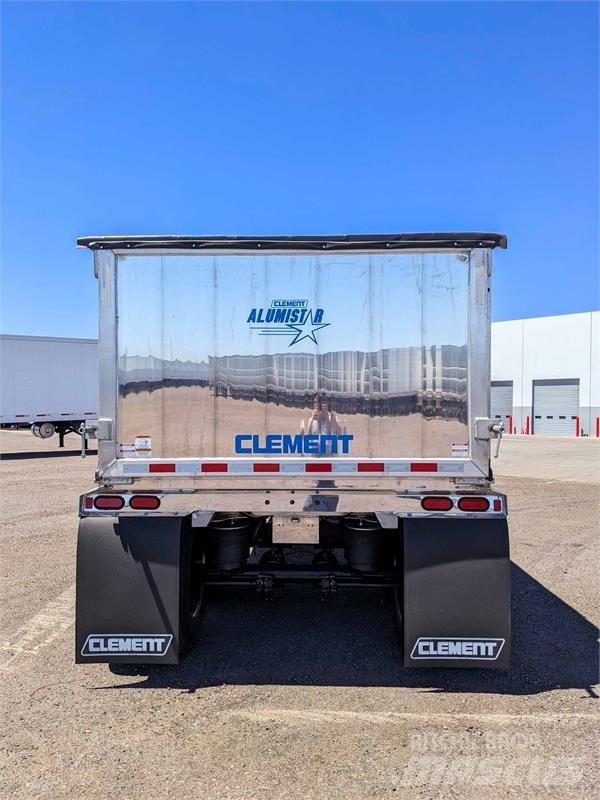   Dump Trailers