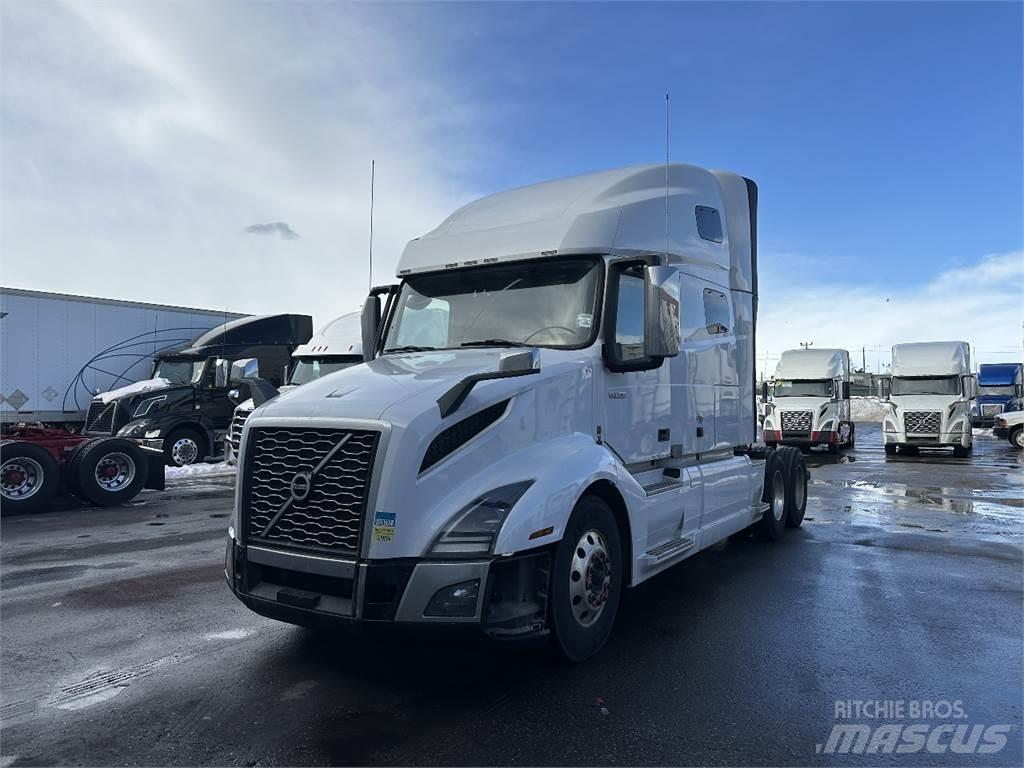 Volvo VNL760 Conventional Trucks / Tractor Trucks