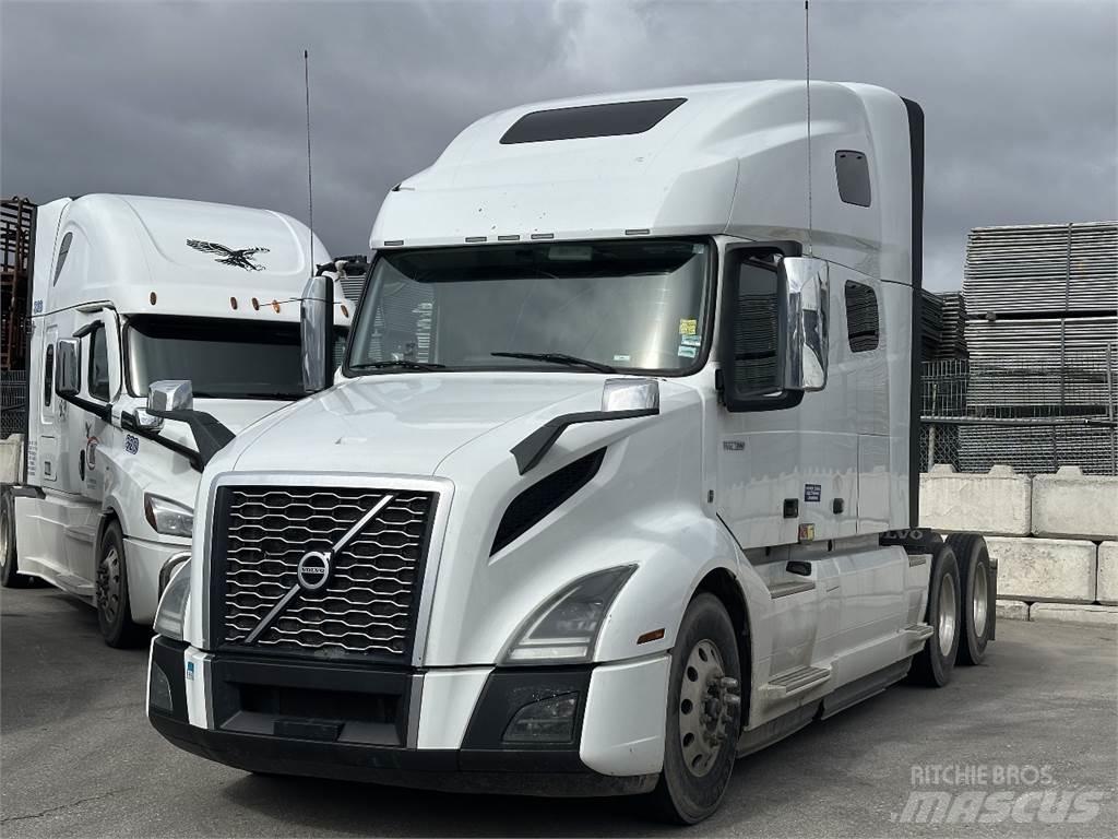 Volvo VNL760 Conventional Trucks / Tractor Trucks