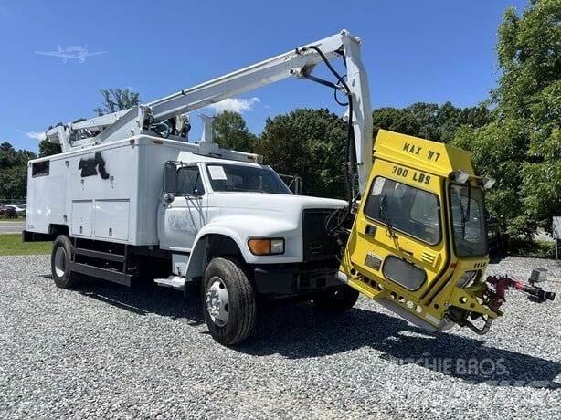 Ford F800 Other