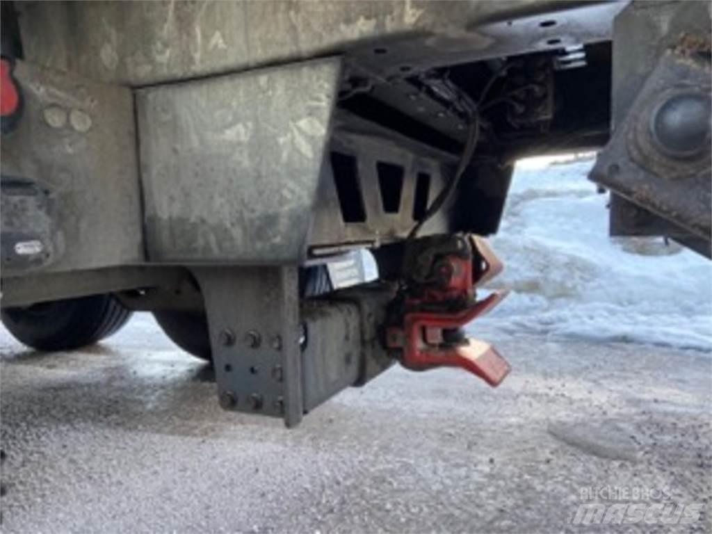 Scania R 490 Conventional Trucks / Tractor Trucks