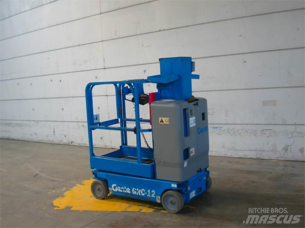 Genie GRC12 Vertical mast lifts