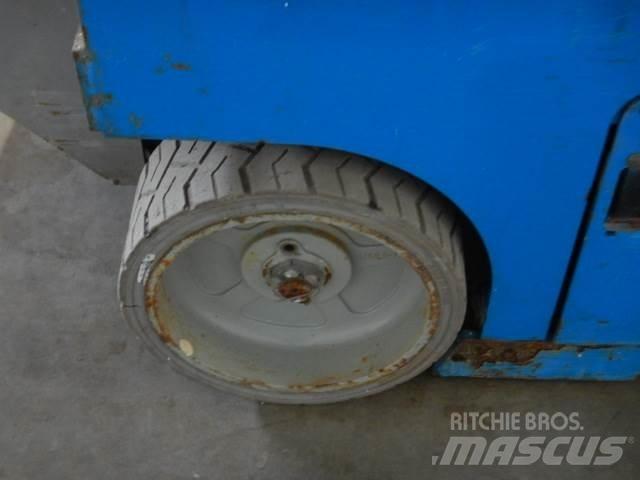 Genie GS1932 Scissor Lifts