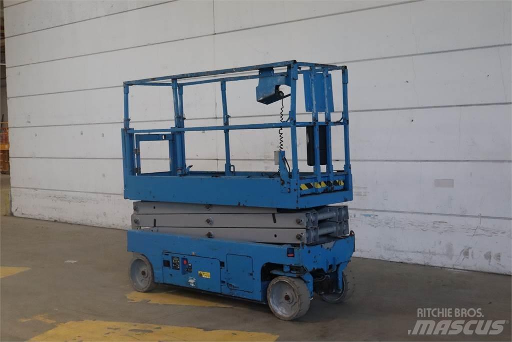 Genie GS2032 Scissor Lifts