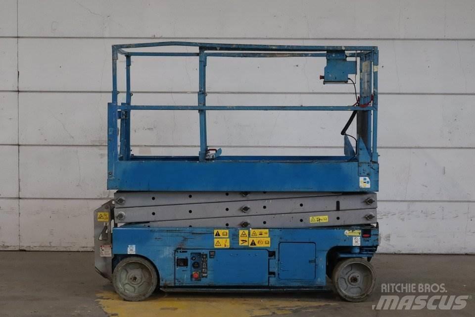Genie GS2032 Scissor Lifts