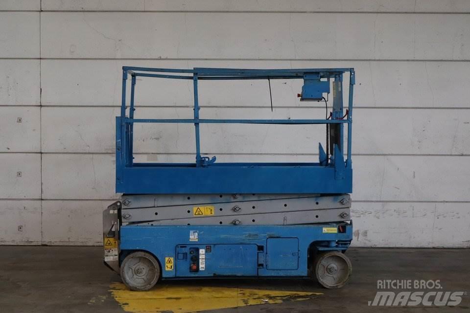 Genie GS2032 Scissor Lifts