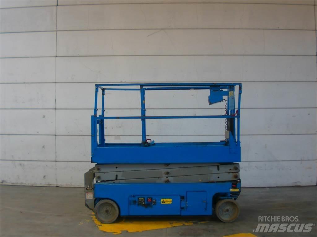 Genie GS2032 Scissor Lifts