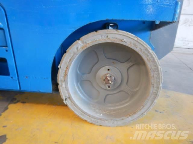 Genie GS2046 Scissor Lifts
