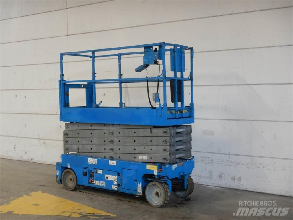 Genie GS3232 Scissor Lifts