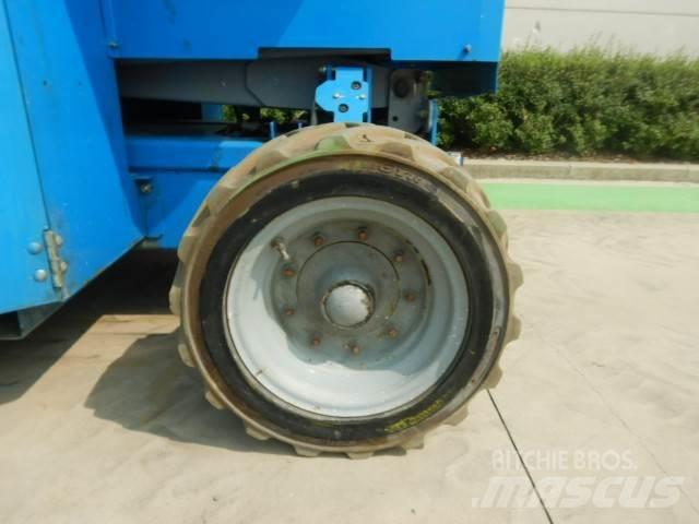 Genie GS3369DC Scissor Lifts