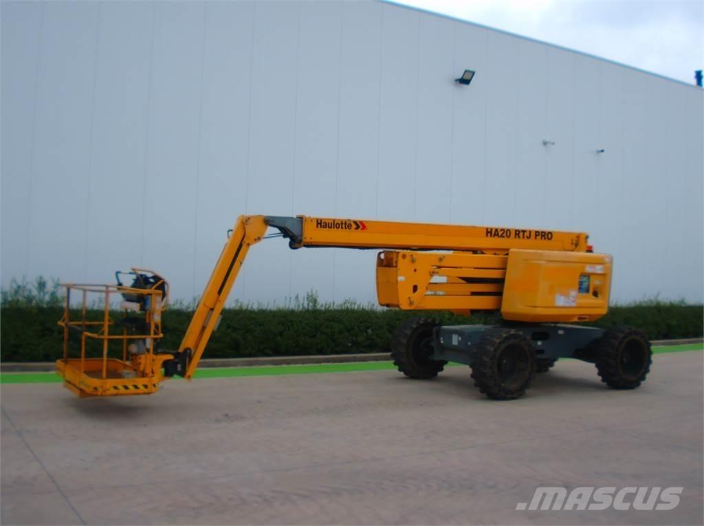 Haulotte HA20RTJ Pro Articulated boom lifts