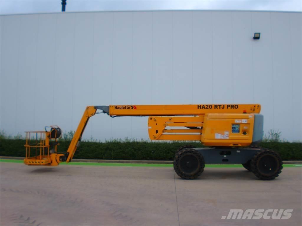 Haulotte HA20RTJ Pro Articulated boom lifts