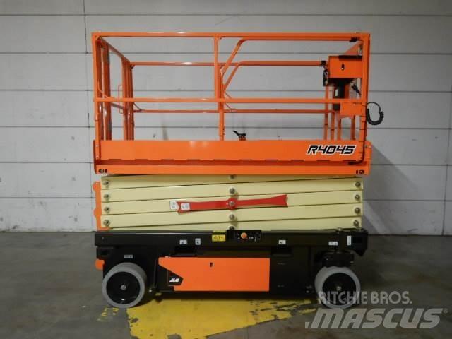 JLG R4045 Scissor Lifts