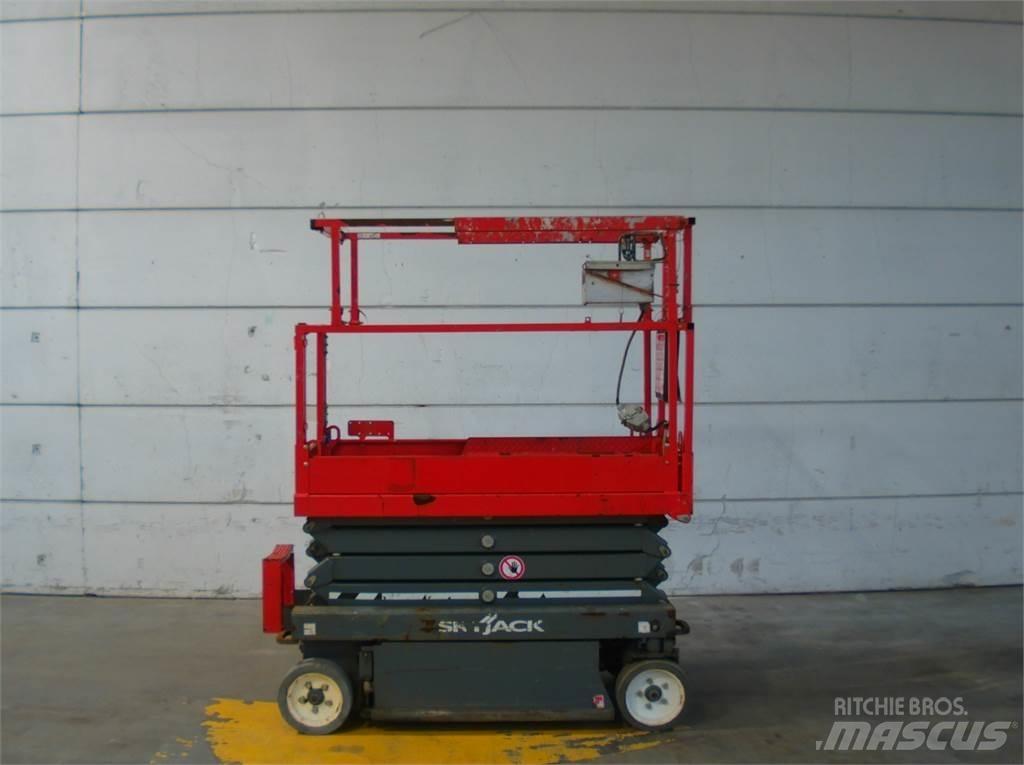 SkyJack SJ3219 Scissor Lifts