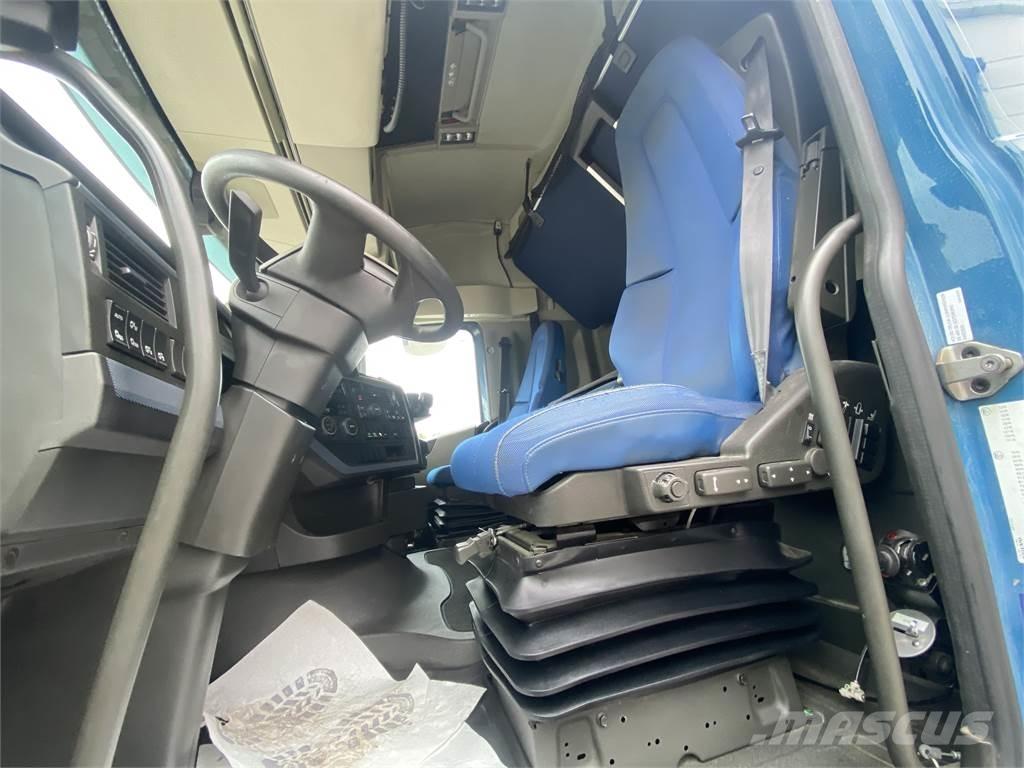 Volvo FH 6x2 Conventional Trucks / Tractor Trucks