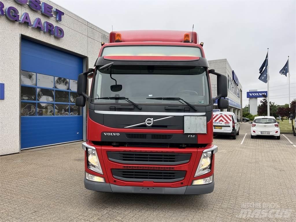 Volvo FM 370 4x2 Conventional Trucks / Tractor Trucks