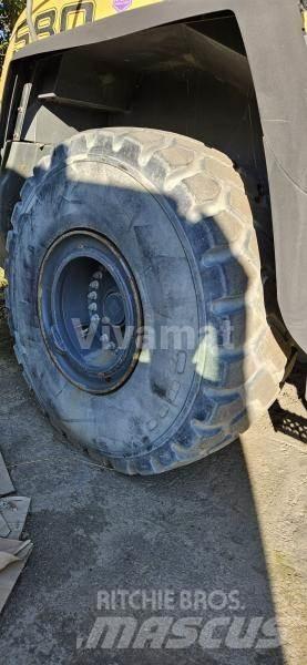 Liebherr L580 Wheel Loaders