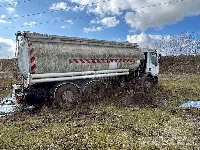 Renault 320 Tank Trucks