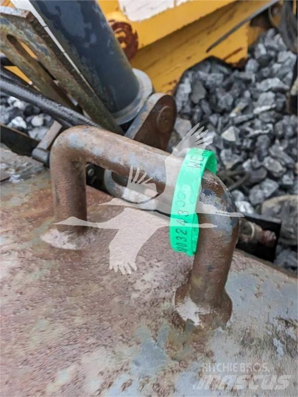 Bobcat  Asphalt Splitting Equipment