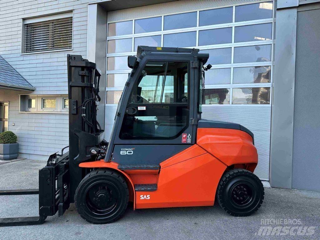 Toyota 9FBM60T Electric Forklifts