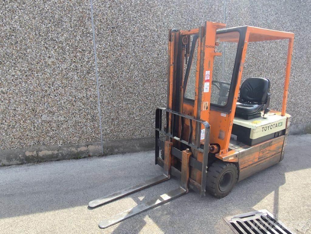 Toyota 2FBE18 Electric Forklifts