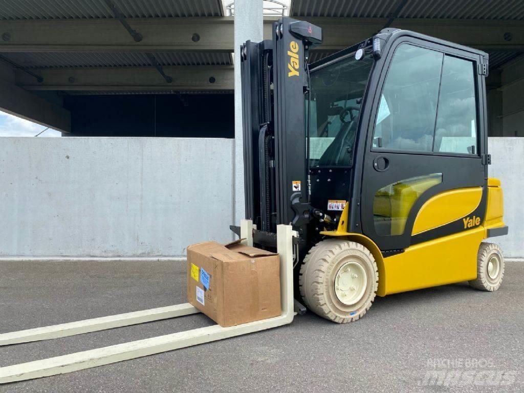 Yale ERP35VL Electric Forklifts