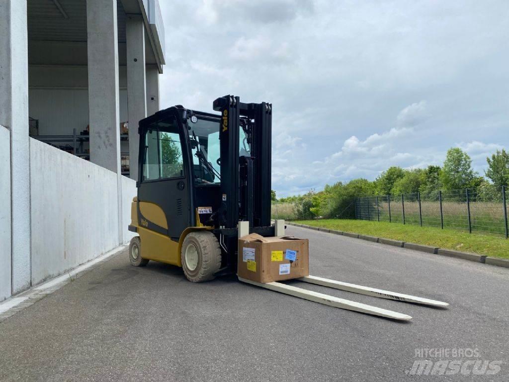 Yale ERP35VL Electric Forklifts