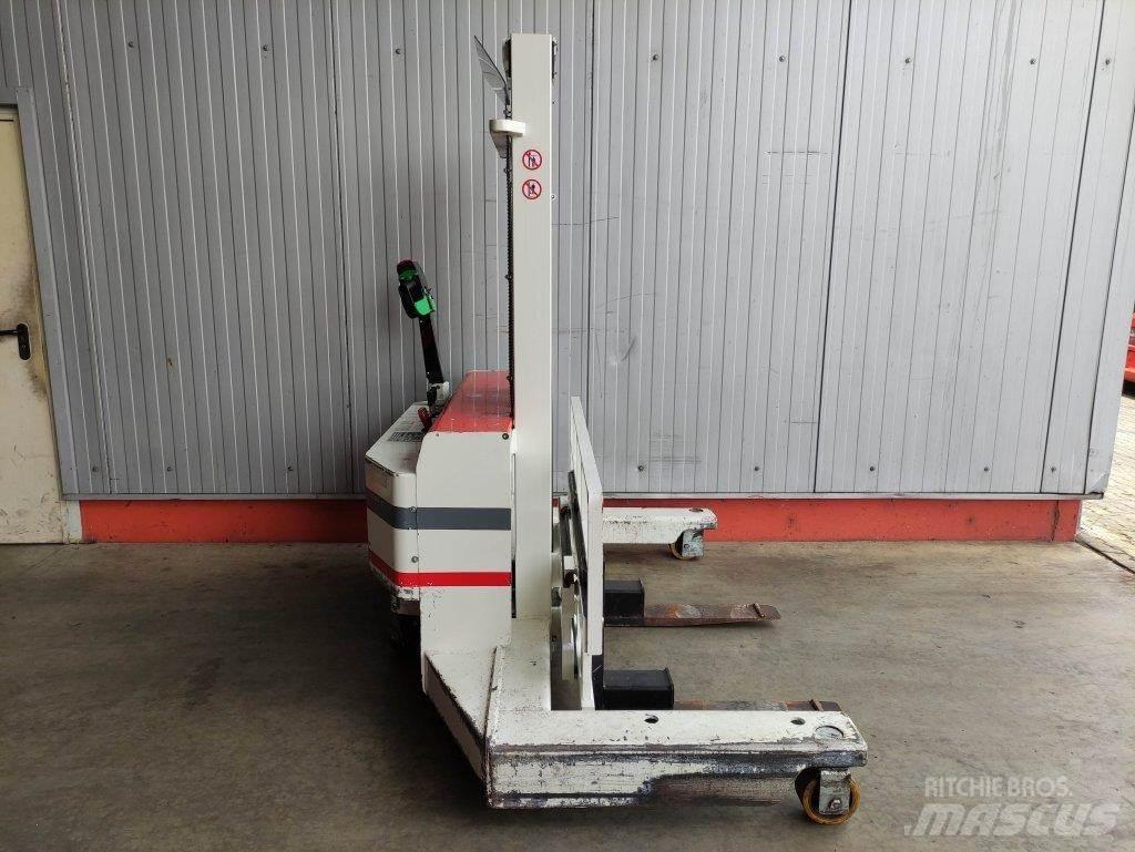Amlift GL16-08/31 Pedestrian stacker