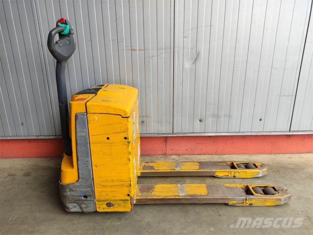 Jungheinrich EJE 116 Low lifter