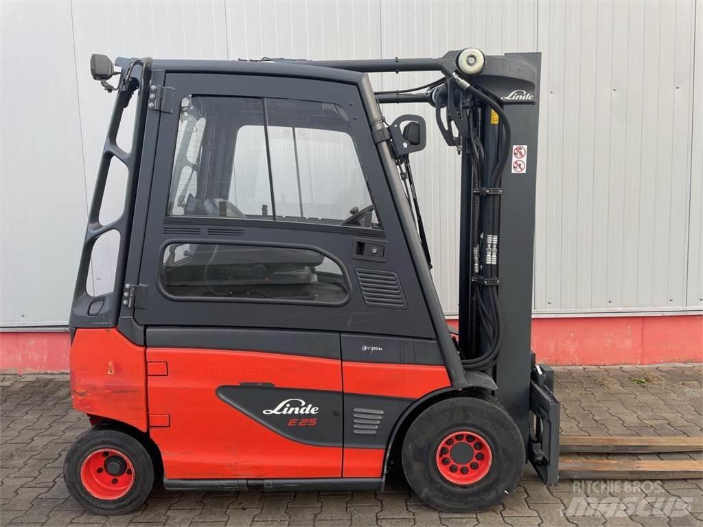 Linde E25-01-387 Electric Forklifts