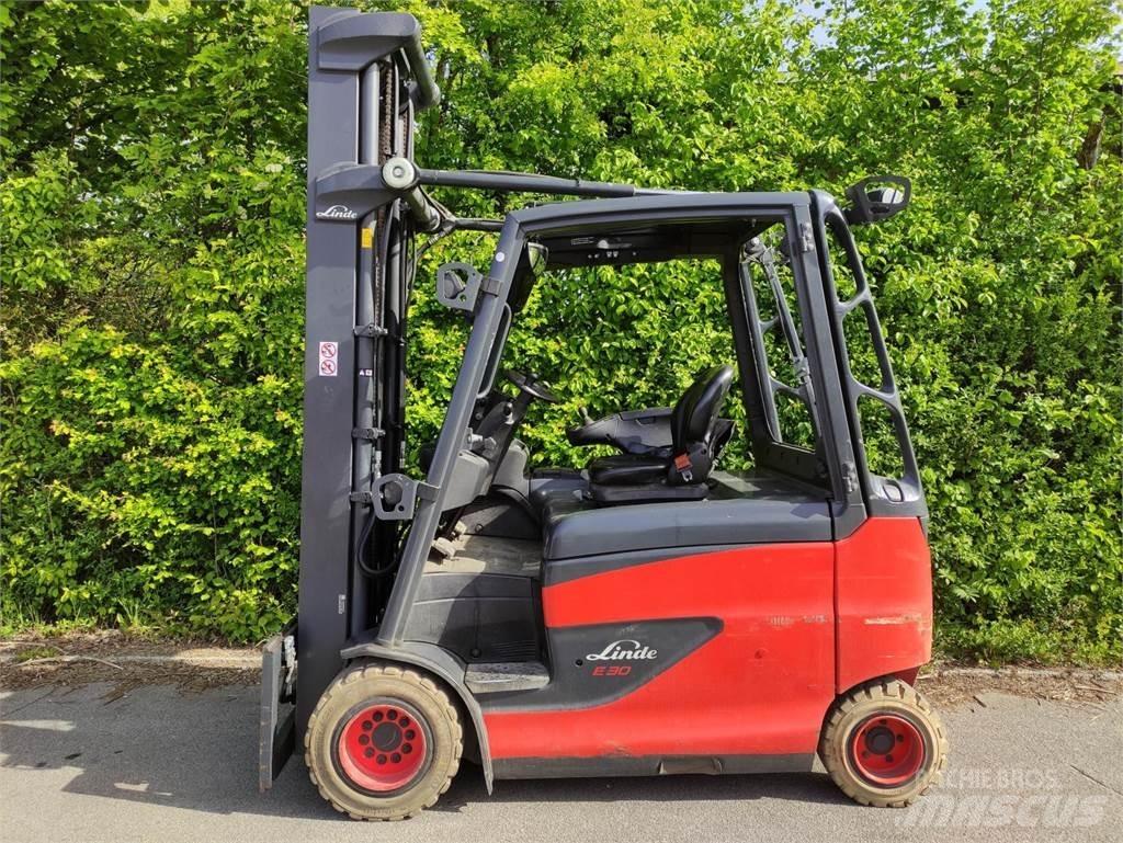 Linde E30HL-01/600-387 Electric Forklifts