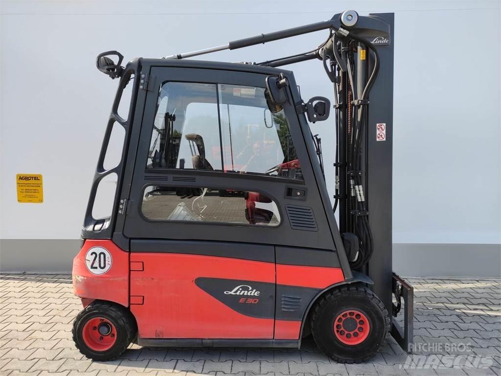 Linde E30L/387 Electric Forklifts