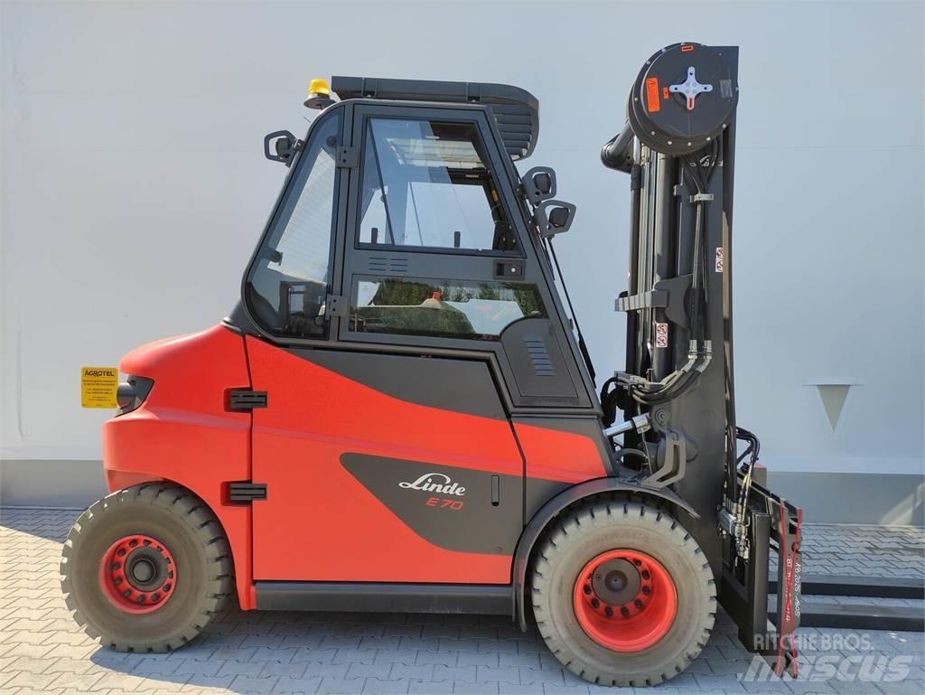 Linde E70-01-127 Electric Forklifts