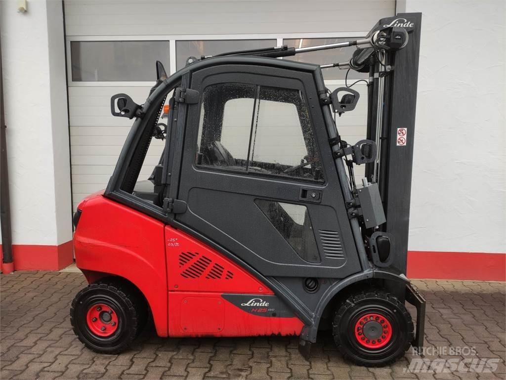 Linde H25D-02-392 EVO Diesel Forklifts