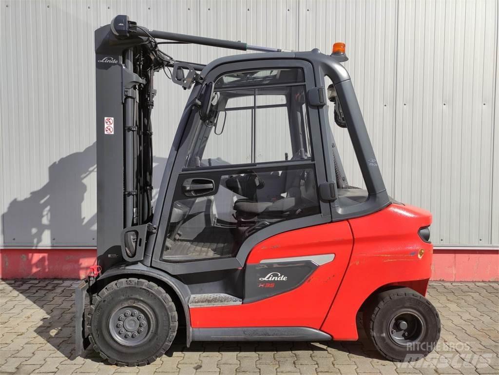 Linde H35-01-120 Diesel Forklifts