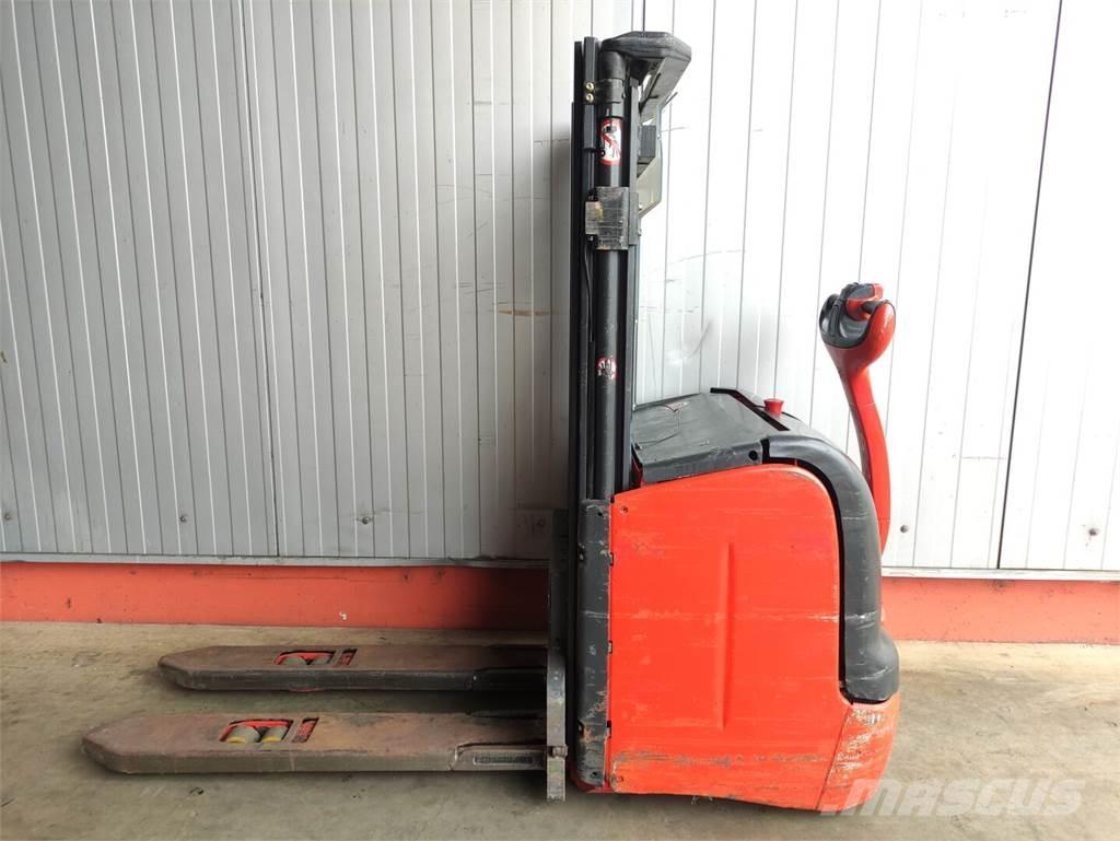 Linde L14-372 Pedestrian stacker