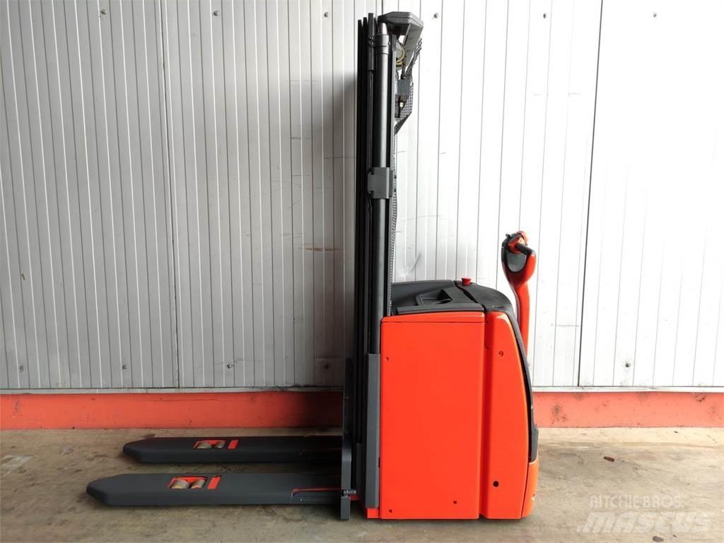 Linde L16-1173 Pedestrian stacker