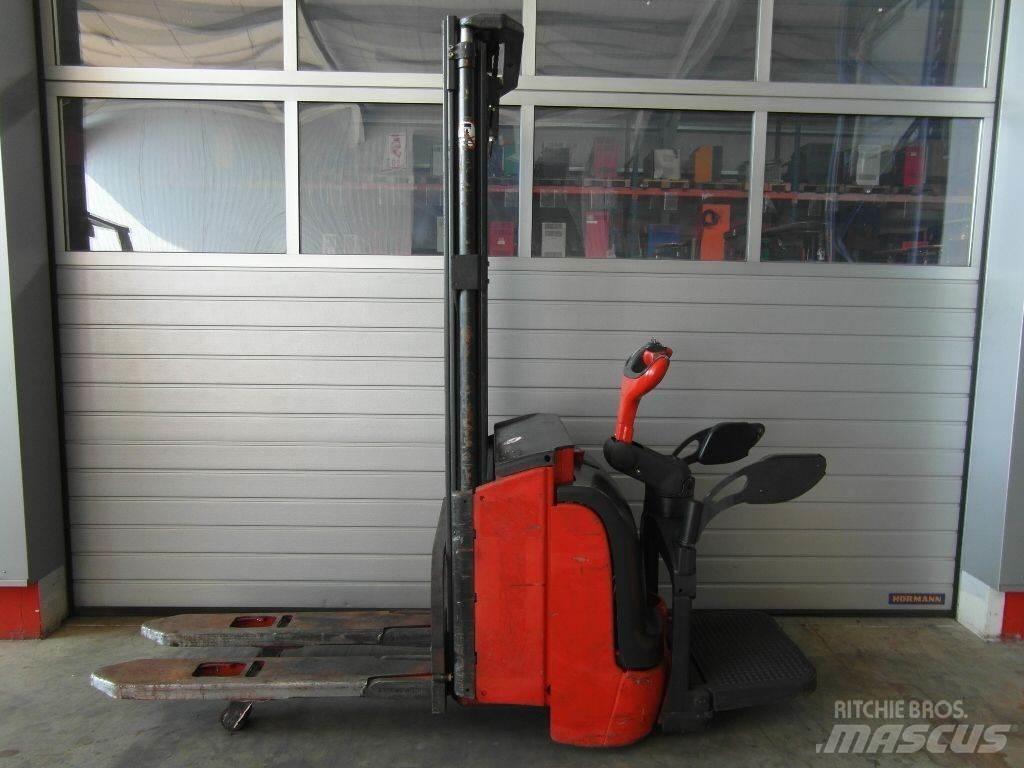 Linde L16APi-372 Pedestrian stacker