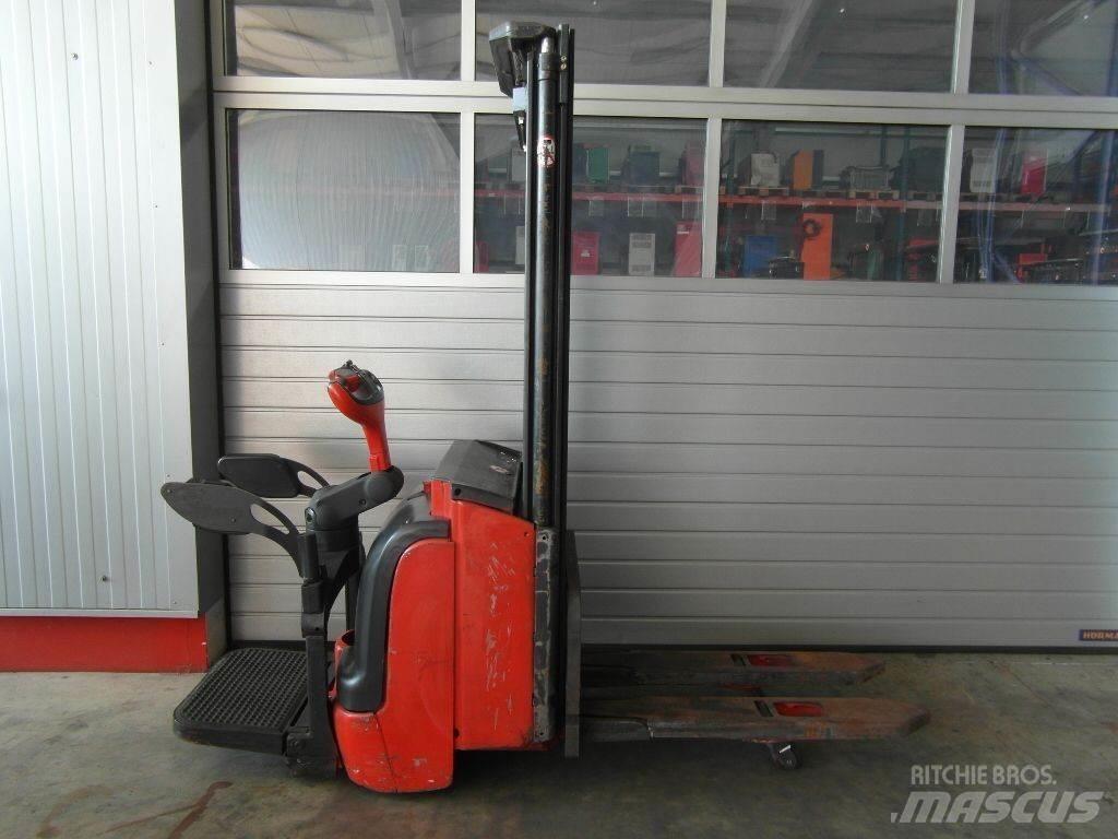 Linde L16APi-372 Pedestrian stacker