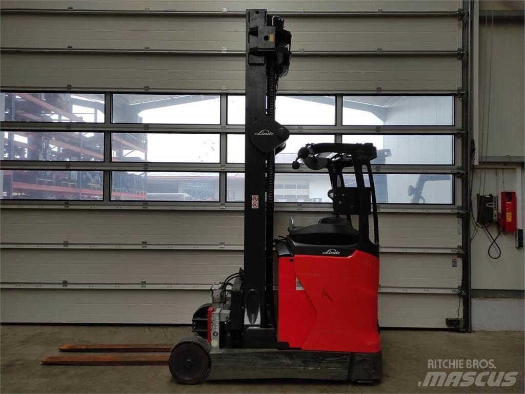 Linde R20-1120 Reach trucks