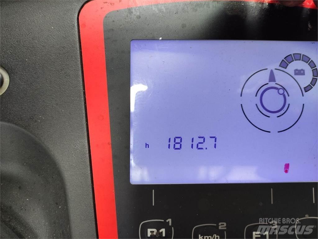 Linde V10-02 High lift order picker