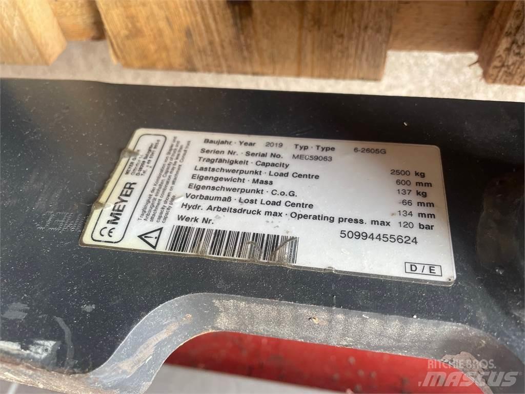 Meyer 6-2605G Others
