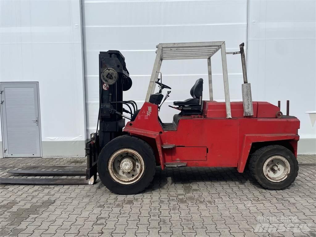  O&amp;K V80 Diesel Forklifts