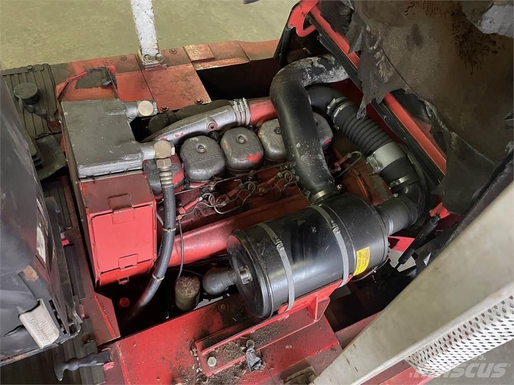  O&amp;K V80 Diesel Forklifts