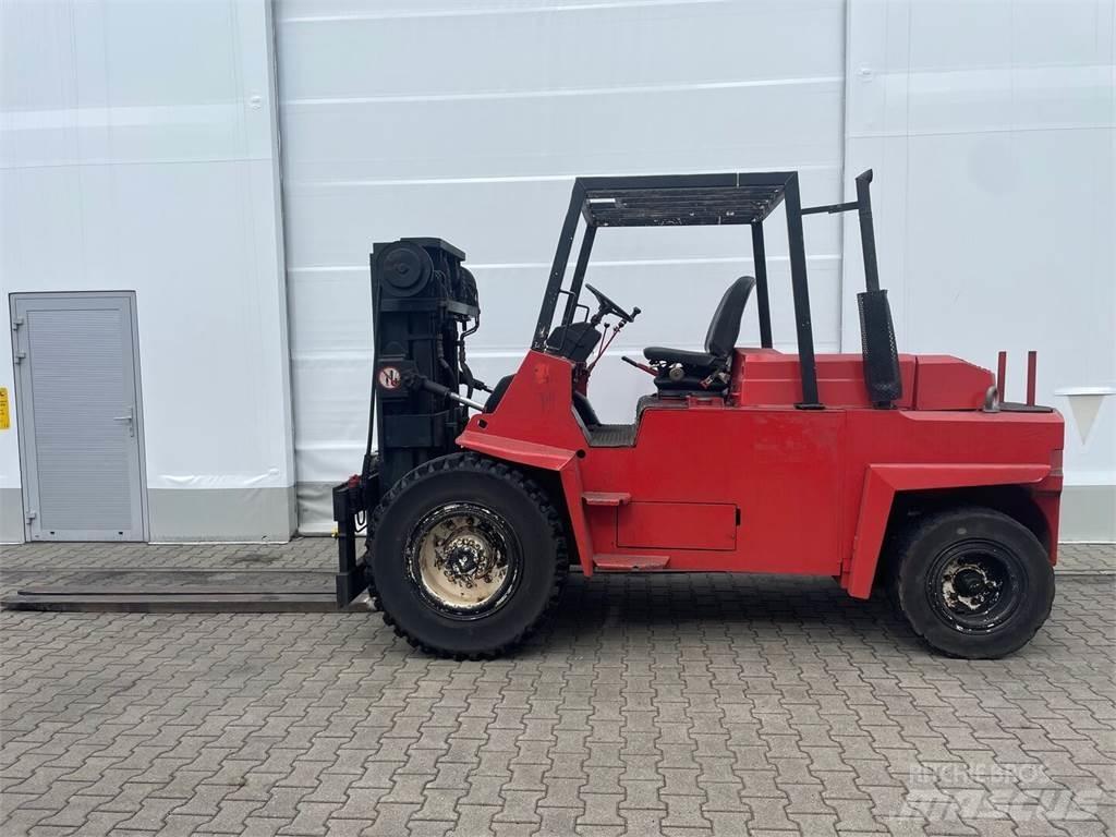  O&amp;K V80 Diesel Forklifts