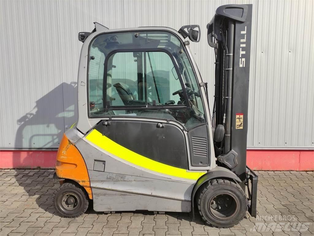 Still RX60-35 Electric Forklifts